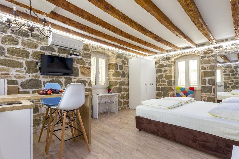 Guesthouse Imperator Спліт Екстер'єр фото